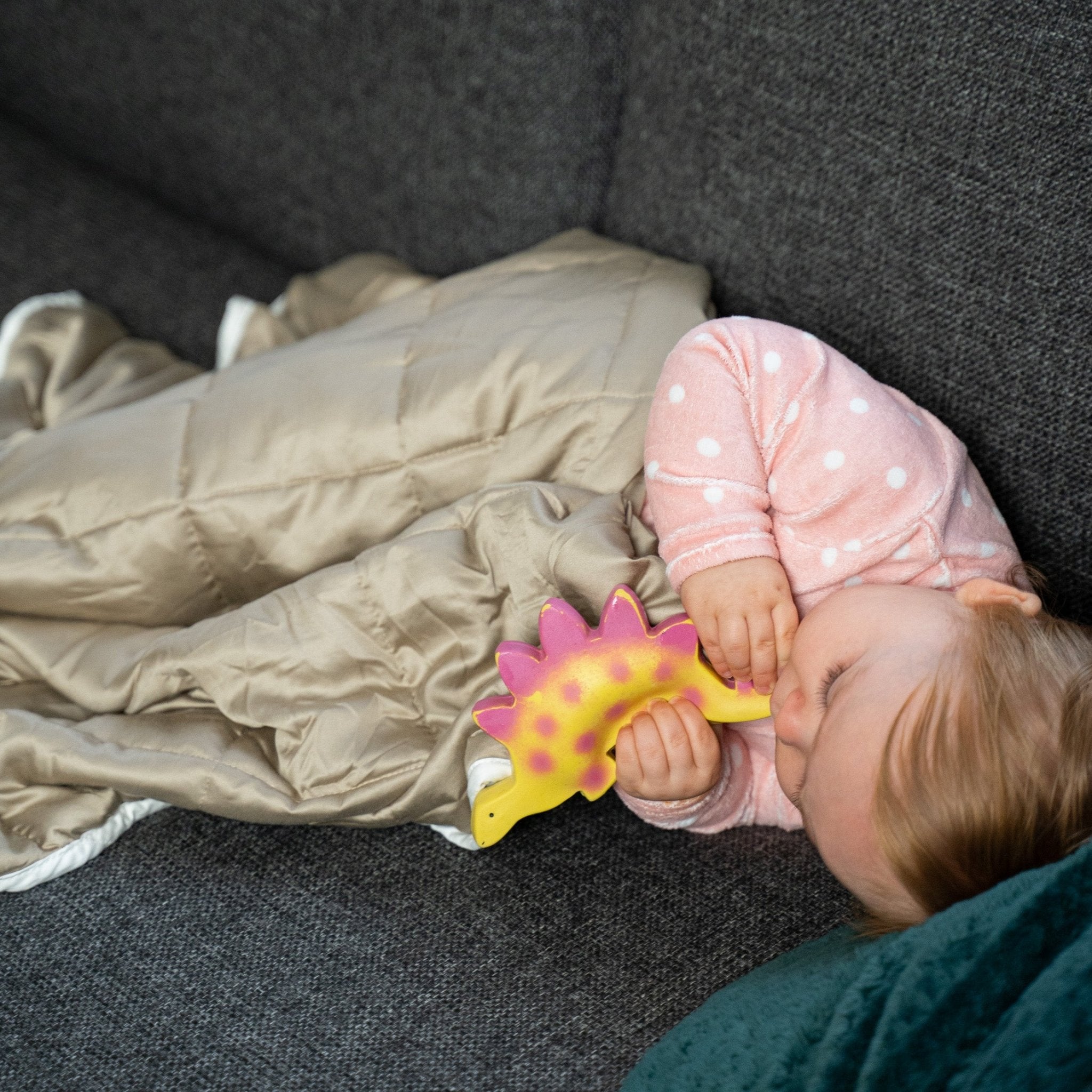 Optimér din babys søvn med tyngdedyner og bambusstof: En guide til forældre - Lunas Lullaby